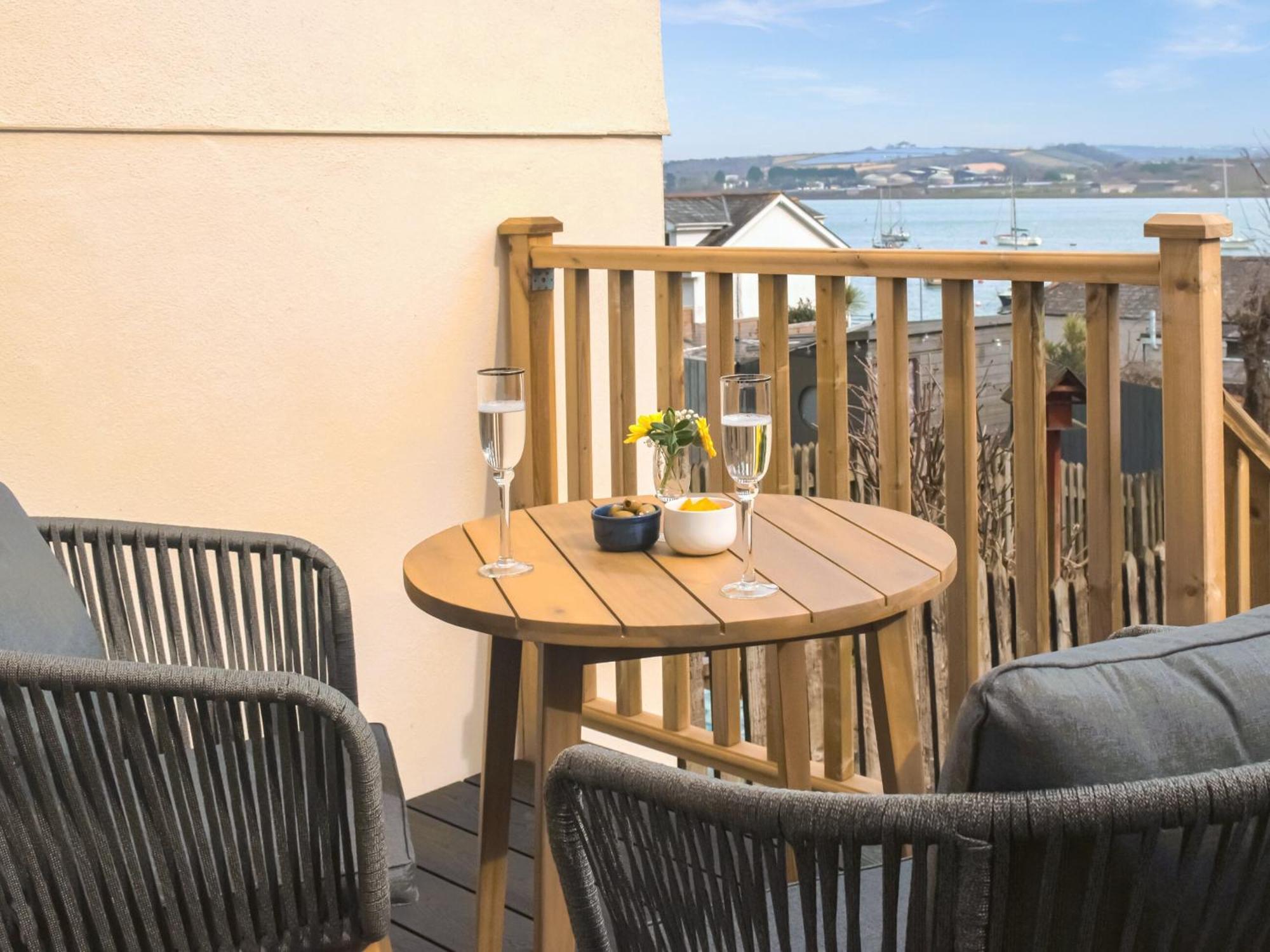 Villa Tamar View Saltash Exterior foto